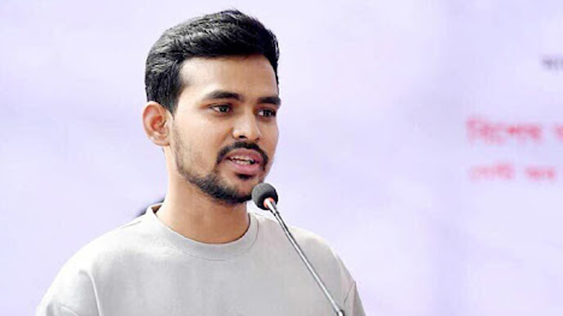 ফিফার ফেরত যাওয়ার শঙ্কা নেই: ক্রীড়া উপদেষ্টা