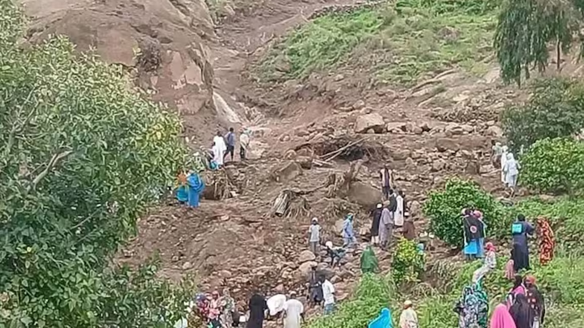 সুদানে ভয়াবহ ভূমিধসে একটা গ্রাম নিশ্চিহ্ন