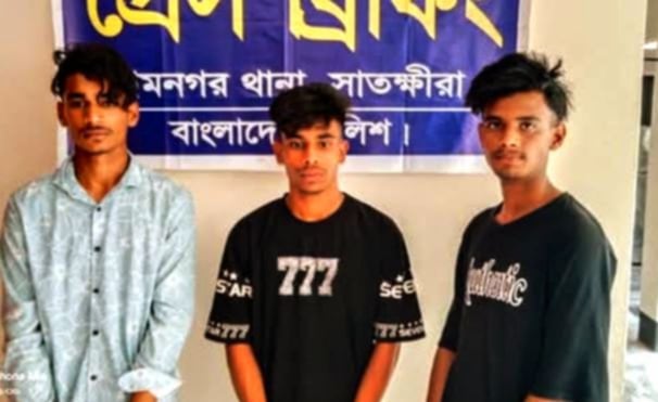 এসএসসি পরিক্ষার্থীদের ইভটিজিংয়ের  দায়ে তিন বখাটের কারাদন্ড