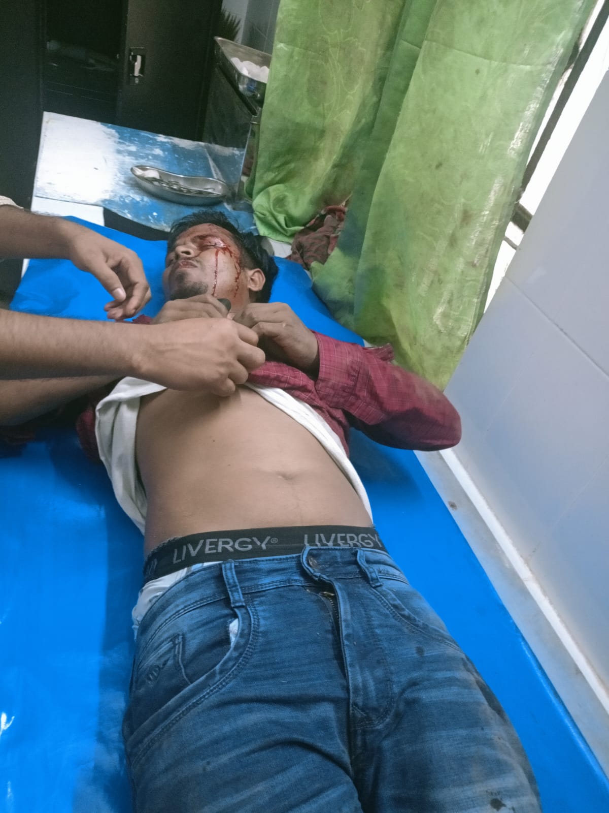 বরিশালে বিএনপির দুই গ্রুপের সংঘর্ষে পাঁচজন আহত