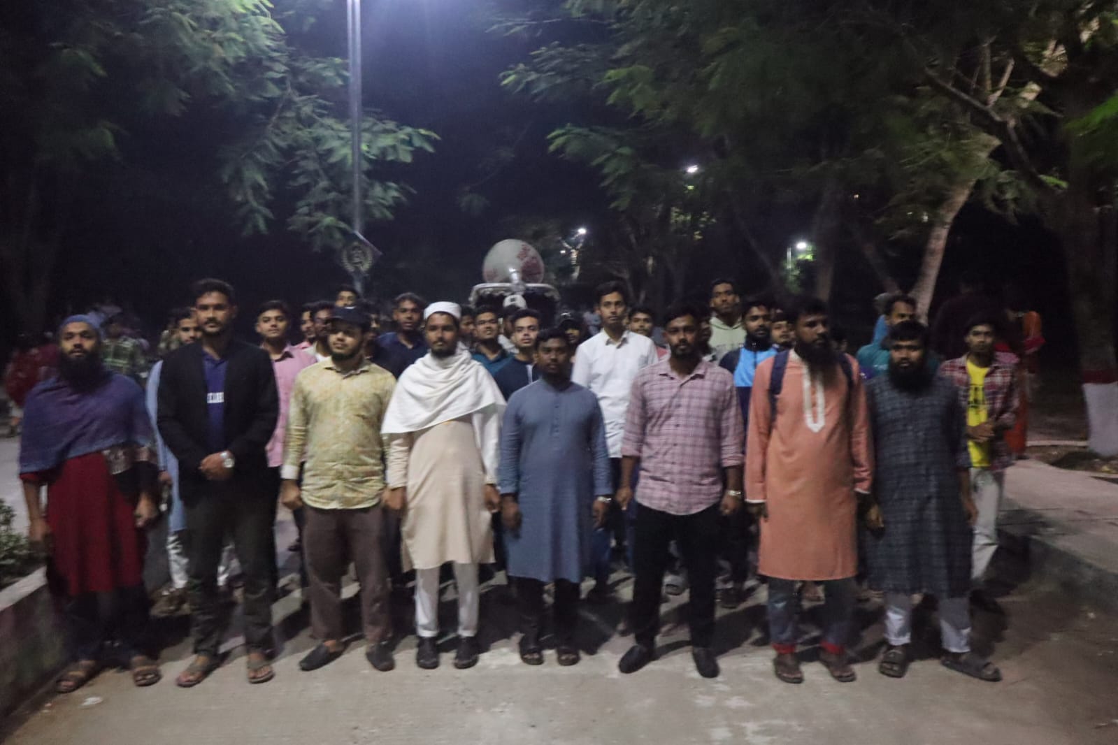 বেরোবিতে আওয়ামী সন্ত্রাসী কর্মকাণ্ডের বিরুদ্ধে বিক্ষোভ মিছিল