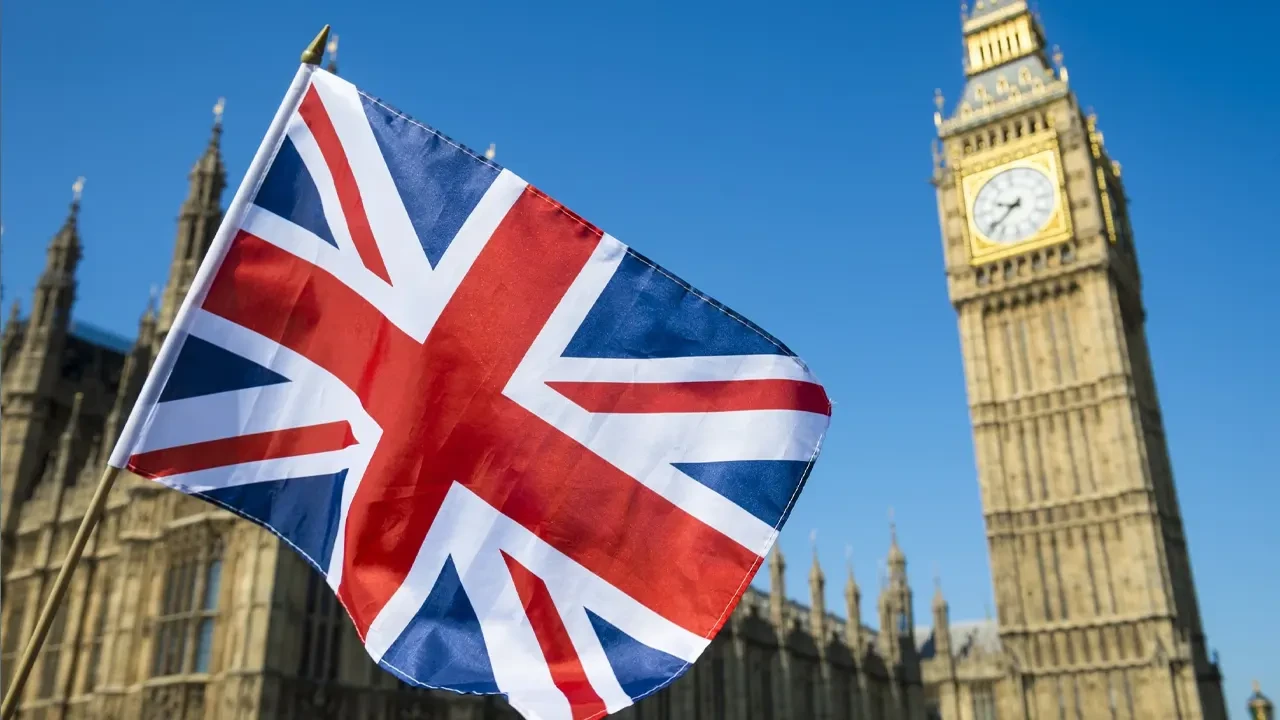 স্বদেশে গেলে ঝুঁকিতে রিফিউজি স্ট্যাটাস ও স্থায়ী বসবাস