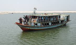 ১৩ ঘণ্টা পর স্বাভাবিক পাটুরিয়া-দৌলতদিয়া নৌরুট