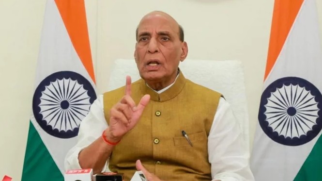 ‘পাকিস্তানের কাছ থেকে পরমাণু অস্ত্র নিয়ে নেওয়া উচিত’