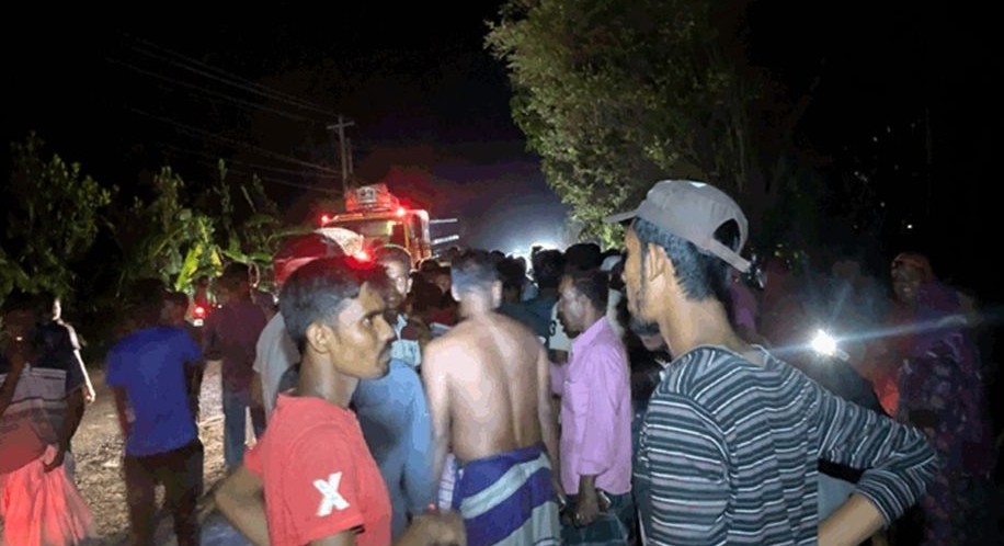 ট্রাকচাপায় ৩ মোটরসাইকেল আরোহী নিহত