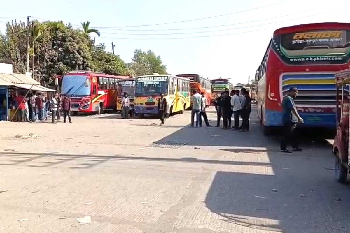 কুমিল্লায় ‘আইদি’ পরিবহনের ধর্মঘট, সব বাস চলাচল বন্ধ