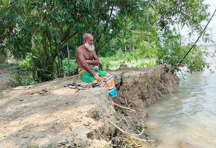 রাঙ্গামাটি নদীর ভাঙনে দিশেহারা মানুষ