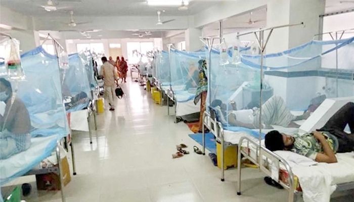 ডেঙ্গু আক্রান্ত হয়ে ১ জনের মূত্যু, হাসপাতালে ৩৫২ জন