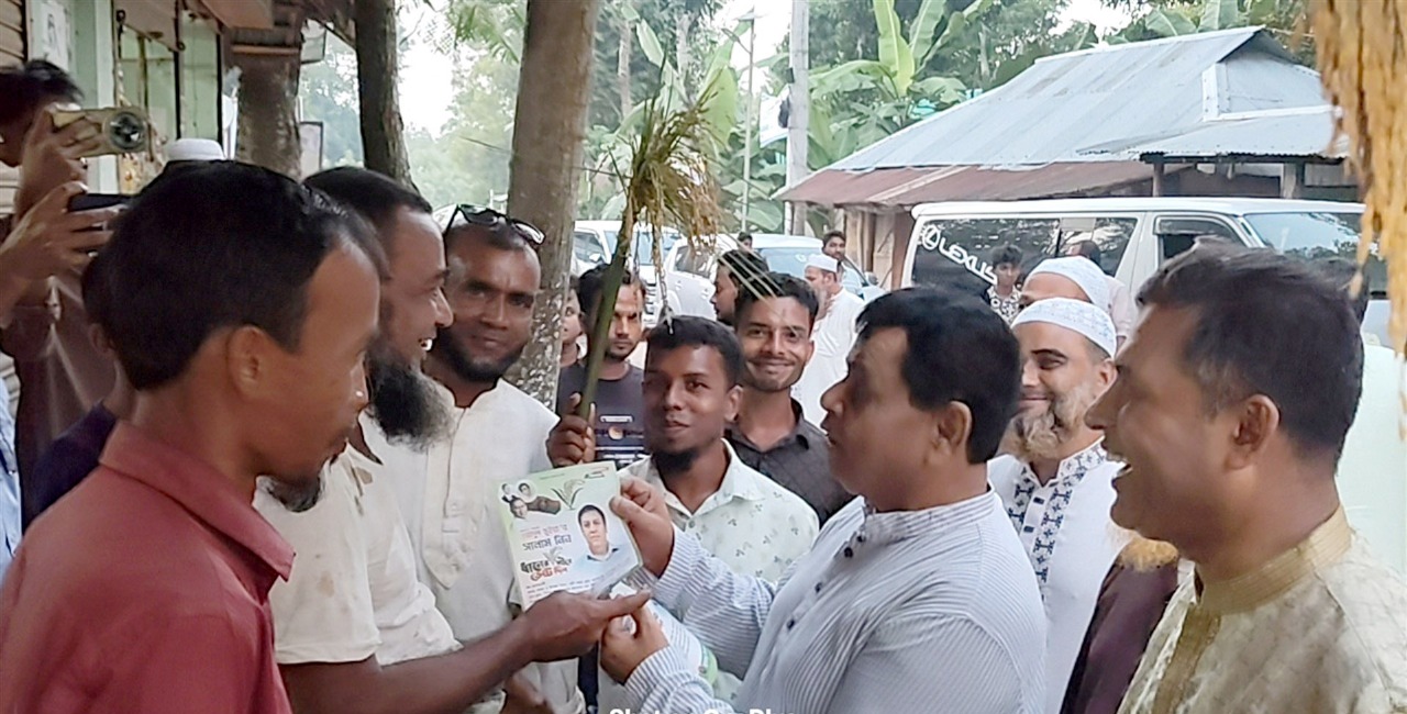 খাগড়াছড়িতে ধানের শীষের পক্ষে ৫০ স্থানে গণসংযোগ ও লিফলেট বিতরণ