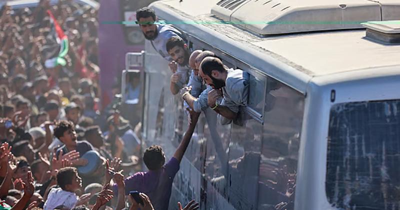 মুক্তি পেয়েও নির্বাসনে ১৫৪ জন ফিলিস্তিনি