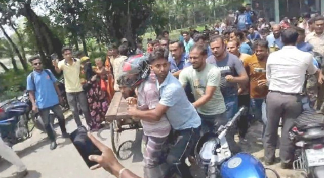 প্রতিবন্ধী শিশুকে ধর্ষণের অভিযোগে পোস্টমাস্টার আটক