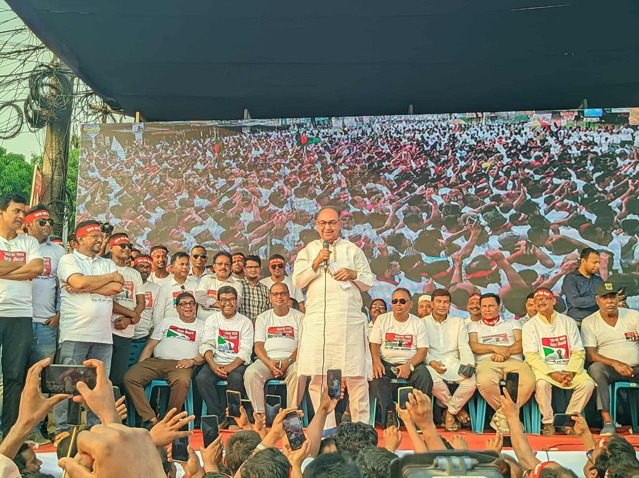 ভারত কখনও প্রতিবাদী মুখ সহ্য করতে পারে না: মির্জা আব্বাস