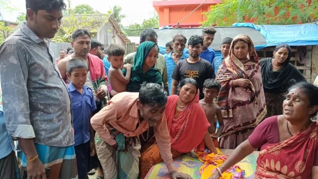 মহেশপুরে পানিতে ডুবে শিশুর মৃত্যু