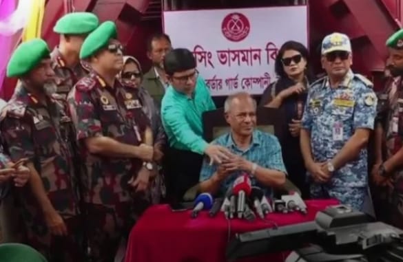 সুন্দরবনে ভাসমান বিওপির উদ্ধোধন করলেন স্বরাষ্ট্র উপদেষ্টা