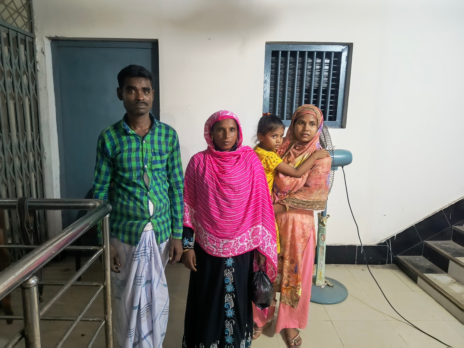 সাতক্ষীরা সীমান্ত দিয়ে ৪ জন বাংলাদেশিকে হস্তান্তর করেছে বিএসএফ