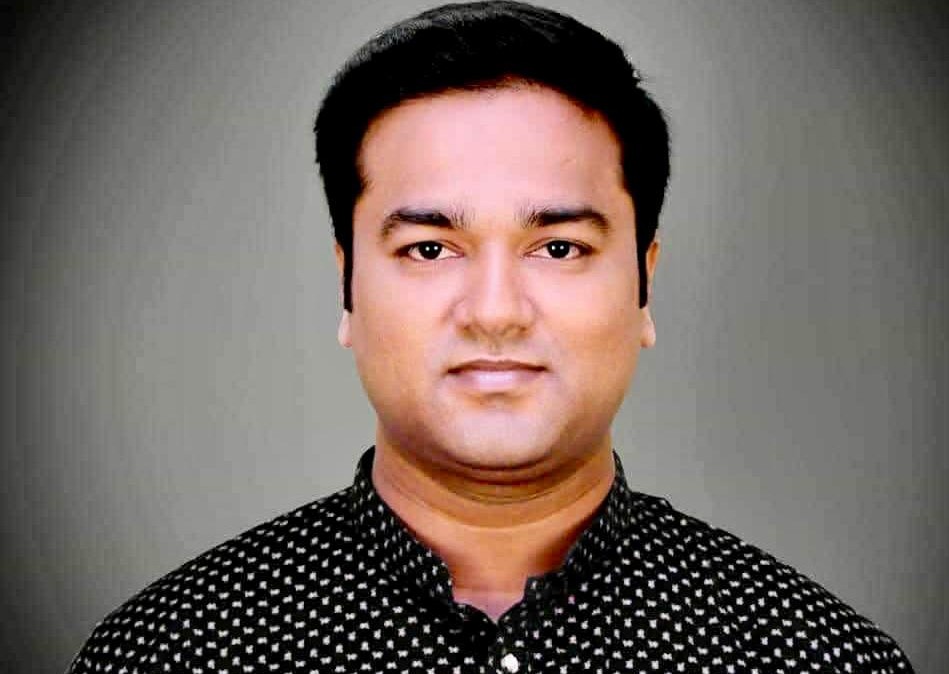 রাজশাহীতে সাবেক পররাষ্ট্র প্রতিমন্ত্রীর ব্যক্তিগত সহকারী গ্রেফতার