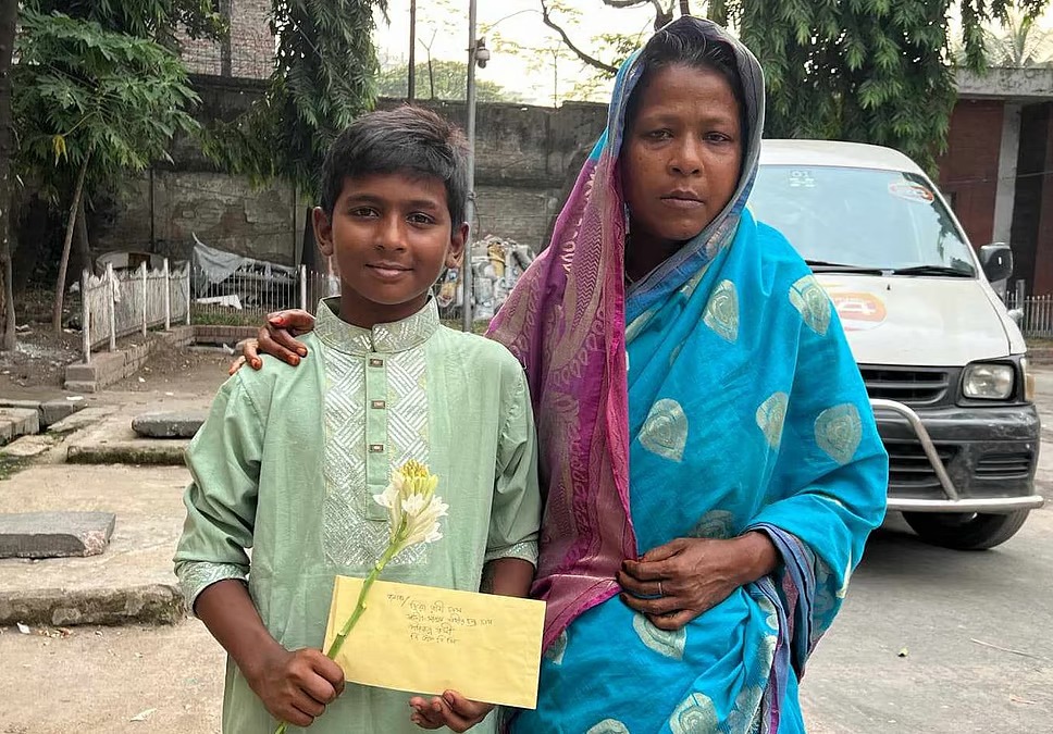 বাবার পাওনা বুঝে নিতে এফডিসিতে হৃদয়