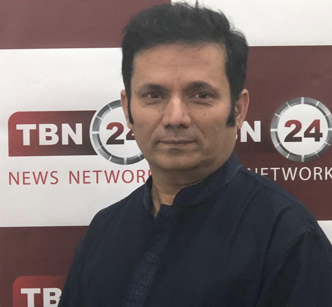 দেশে ফিরছেন ফ্যাসিবাদবিরোধী সাংবাদিক এমদাদ চৌধুরী দীপু