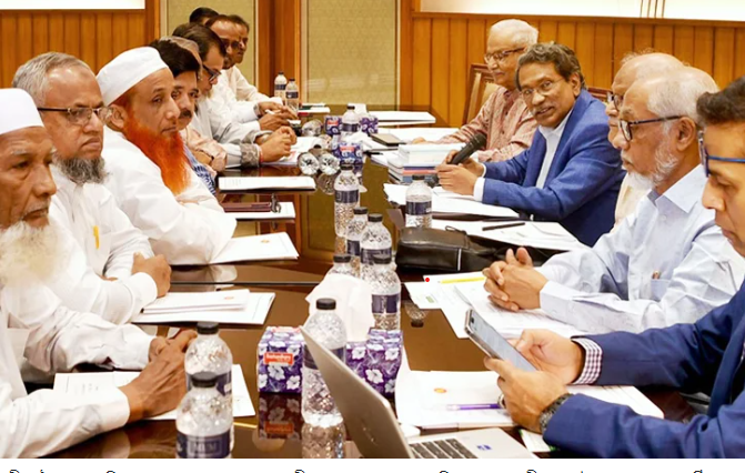 রাজনৈতিক দলগুলোকে অভিন্ন অবস্থানে আসার আহ্বান আলী রীয়াজের