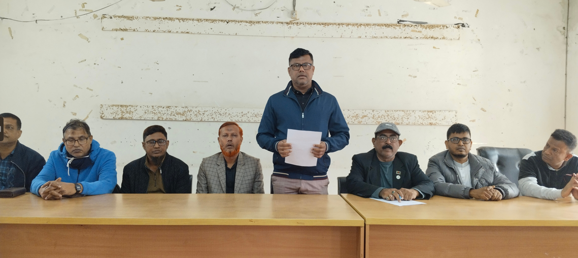 ঝিনাইদহে ব্যবসা প্রতিষ্ঠানে হামলা, যুবলীগ নেতার মালিকানা নিয়ে ‘গুজব’