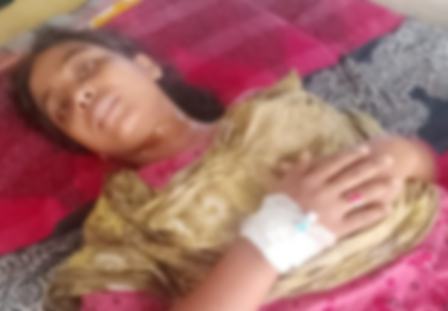 বরিশালে হামলায় অন্তঃসত্বা নারী আহত : নষ্ট হয়ে গেল গর্ভের সন্তান