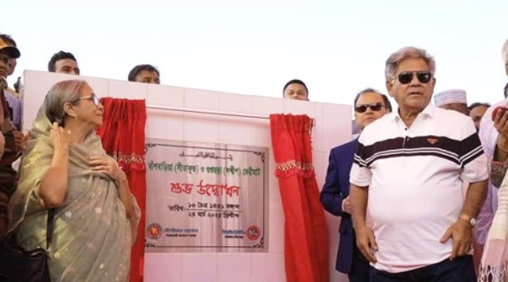 চট্টগ্রামের-সন্দ্বীপ রুটে প্রথমবারের মতো সামুদ্রিক ফেরি সার্ভিস চালু