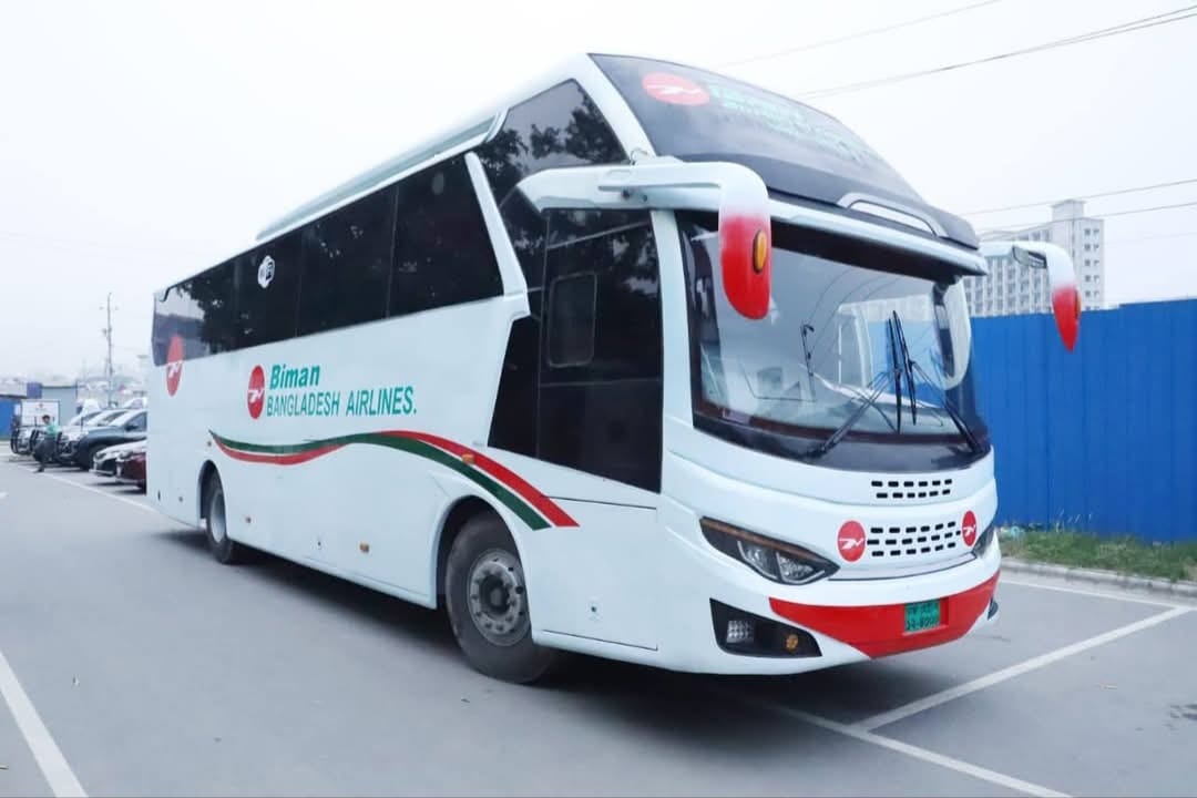 সৈয়দপুরে বিমান বাংলাদেশ'র যাত্রীদের জন্য অত্যাধুনিক শাটল বাস সার্ভিস চালু