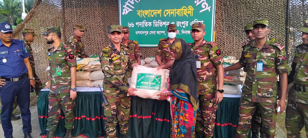 দিনাজপুরের ঘোড়াঘাটে সেনাবাহিনীর ফ্রি চিকিৎসা ক্যাম্প যেন মানব সেবার উজ্জ্বল দৃষ্টান্ত