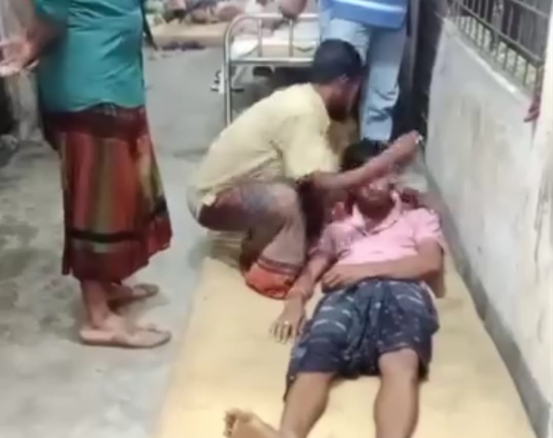 ভোলায় নিজের ধ‌রে আনা সাপের কামড়েই প্রাণ গেল যুবকের