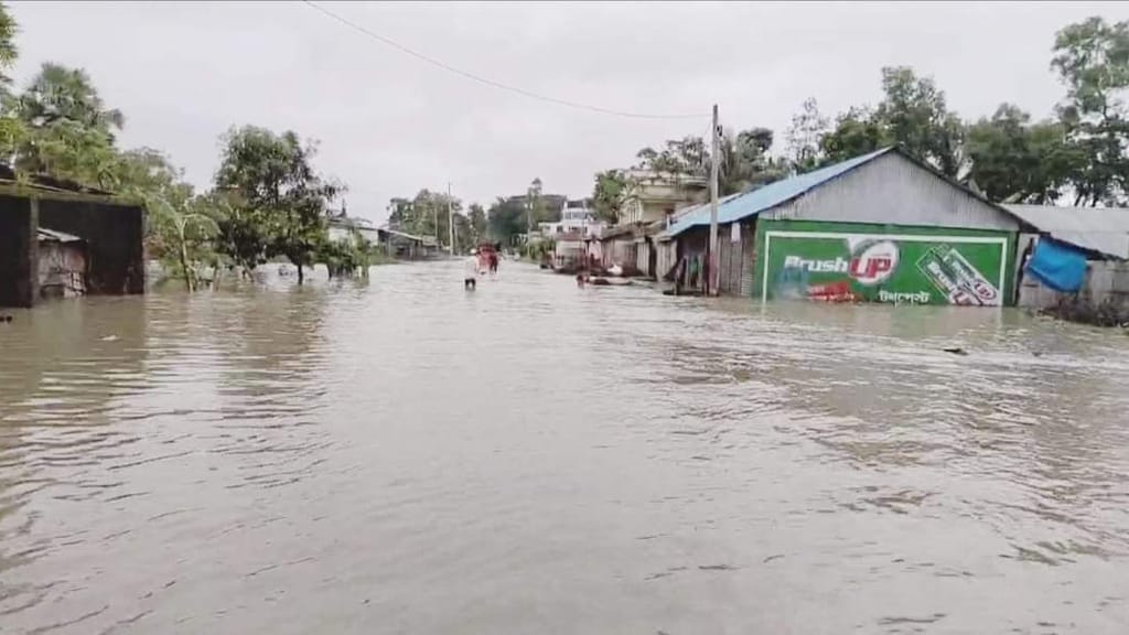 ফেনীর ছাগলনাইয়ায় প্লাবিত, আশ্রয়কেন্দ্রে ৭ হাজার মানুষ