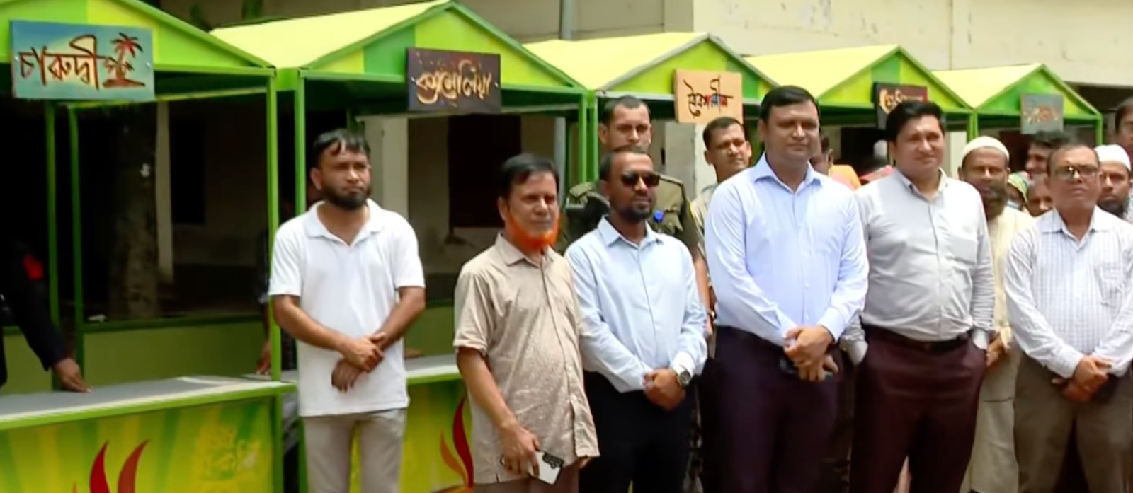 ভালুকায় উচ্ছেদ হওয়া ব্যবসায়ীদের পুনর্বাসনে ২৮টি নতুন দোকান হস্তান্তর