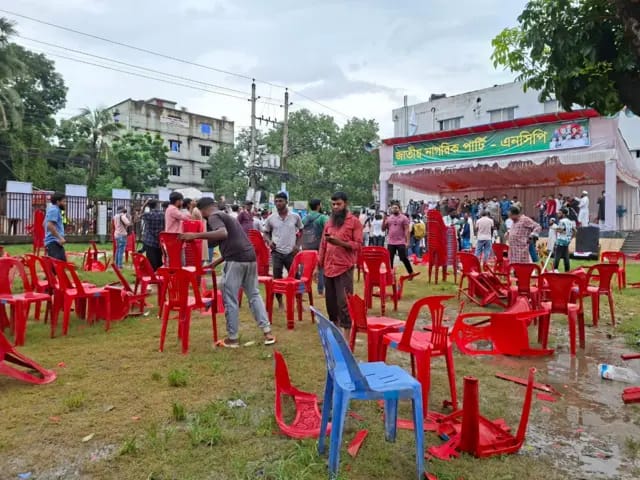 এনসিপির সমাবেশে ছাত্রলীগের হামলা