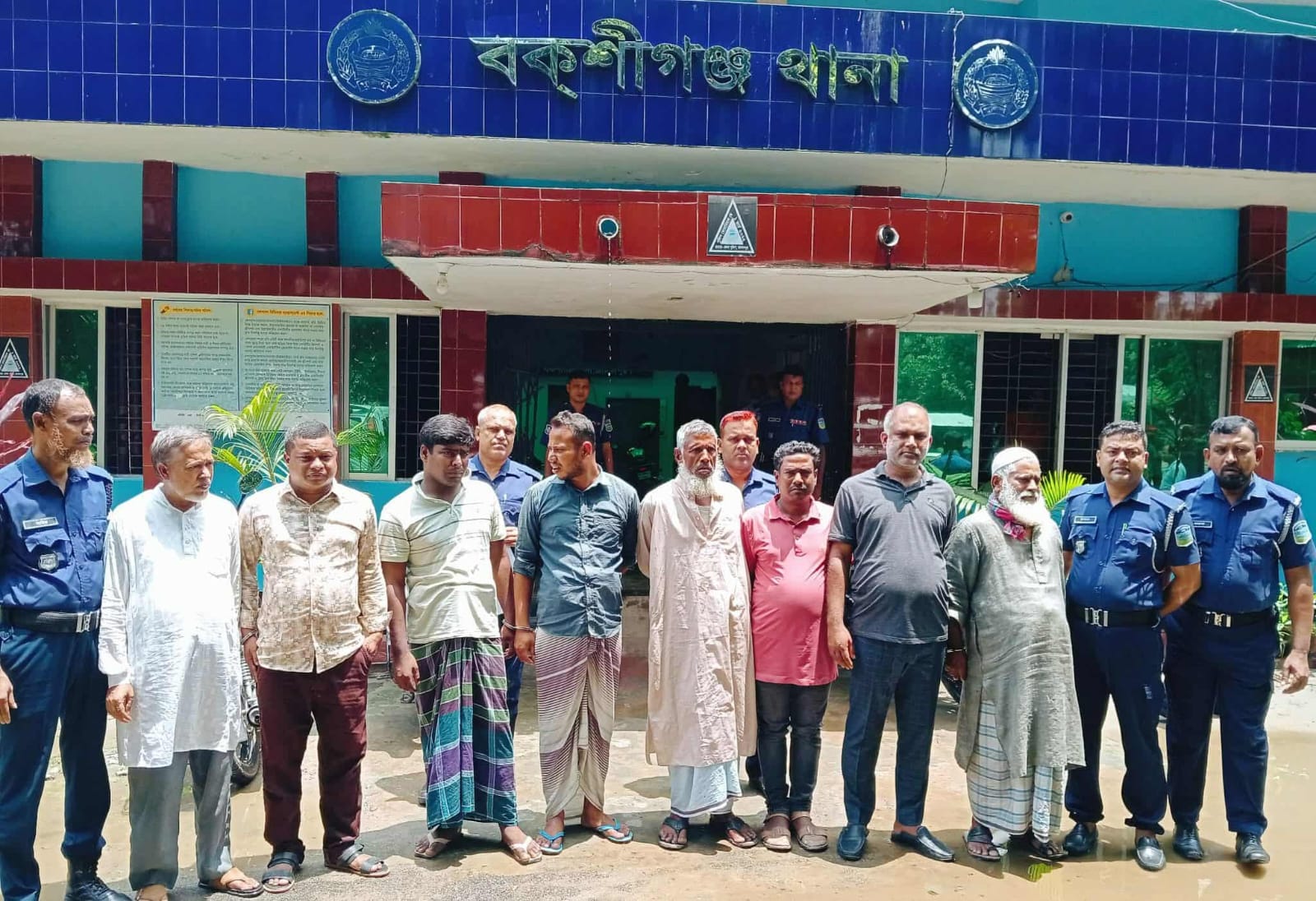 বকশীগঞ্জে নাশকতার মামলায় ইউপি চেয়ারম্যানসহ চার আ.লীগ নেতা গ্রেফতার