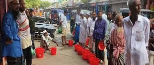 সাচার বাজারে দুই ঘণ্টার জমজমাট ‘দুধের হাট’