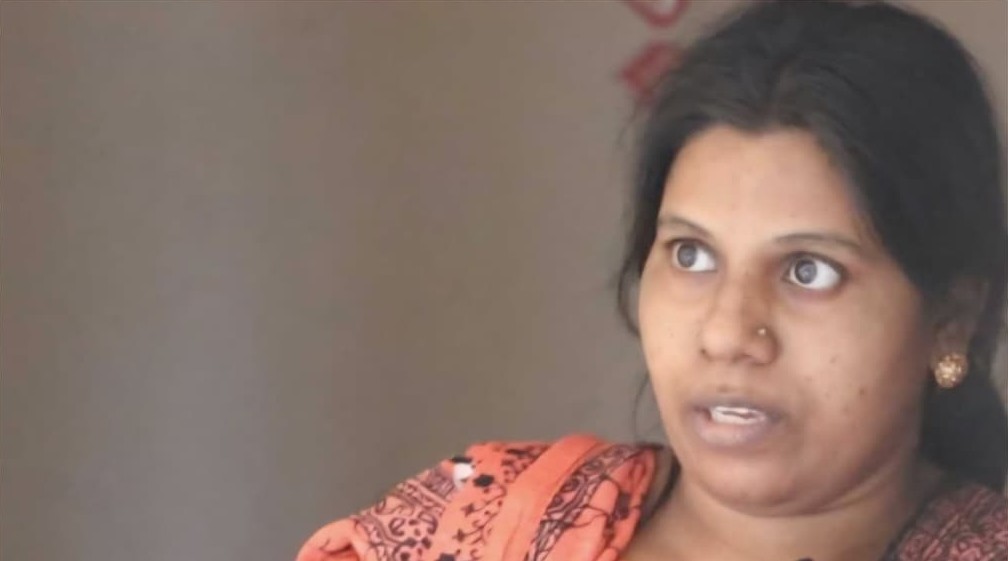 আটটি কুকুরছানাকে হত্যায় অভিযুক্ত নিশি খাতুনকে গ্রেফতার করেছে পুলিশ