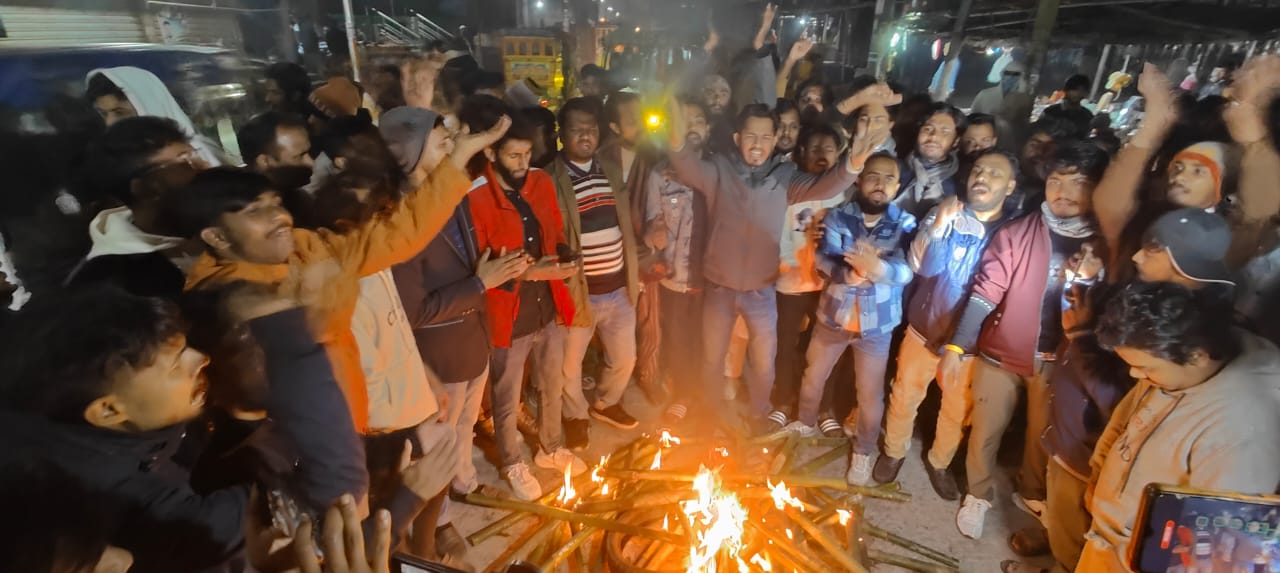 জামালপুরে নব ঘোষিত ছাত্রদলের কমিটি বাতিলের দাবিতে মশাল মিছিল ও বিক্ষোভ