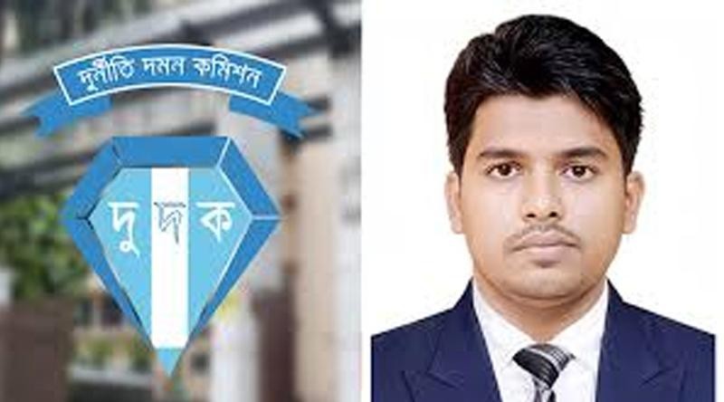 উপদেষ্টা আসিফের সাবেক এপিএসের দেশত্যাগে নিষেধাজ্ঞা
