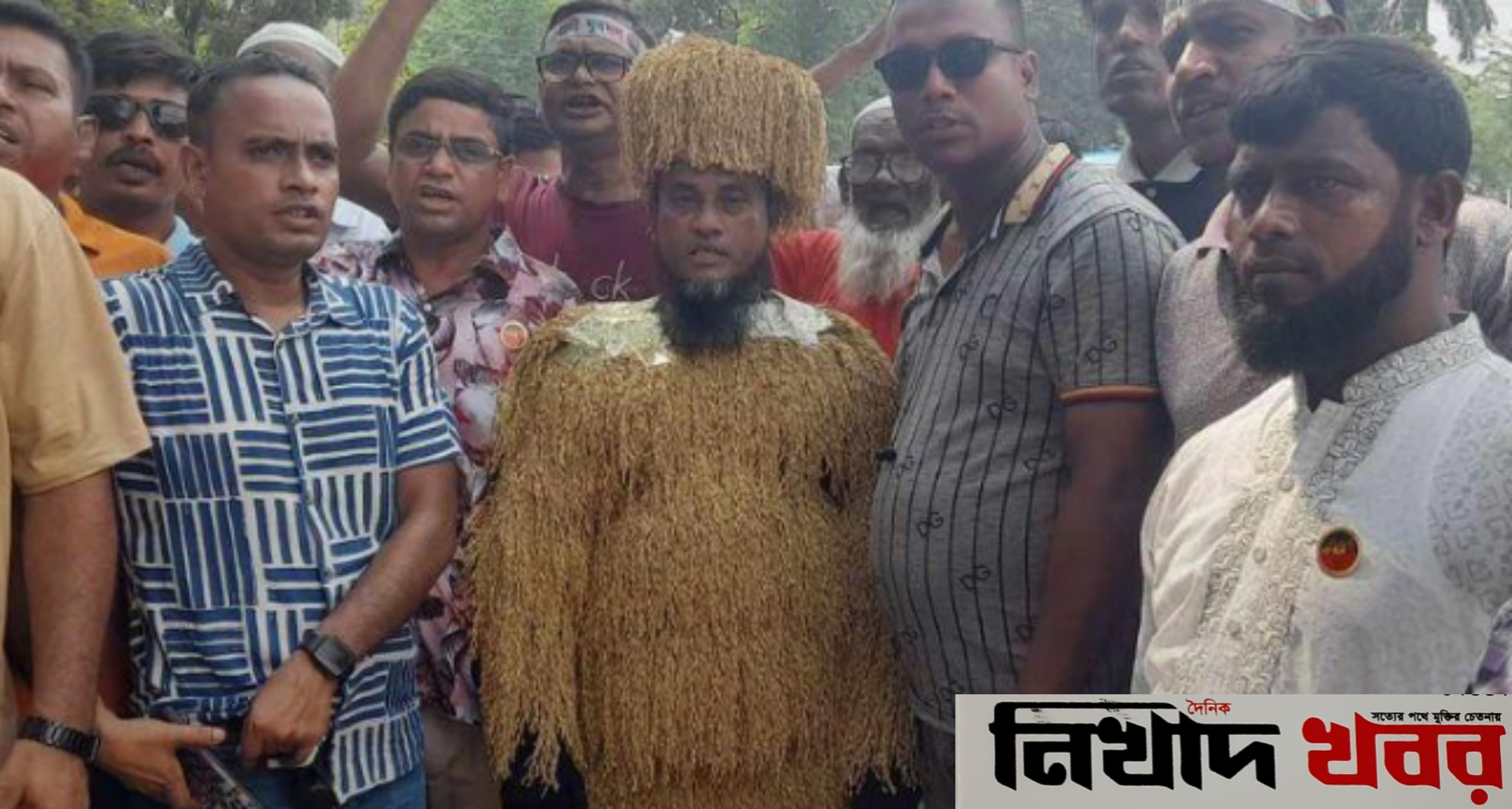 খুলনায় বিএনপির সমাবেশে ধানমানব ইউনুচ