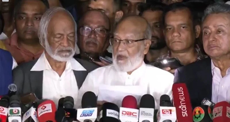 উপদেষ্টা পরিষদ পুনর্গঠন ও নির্বাচনের রোডম্যাপ চাইল বিএনপি
