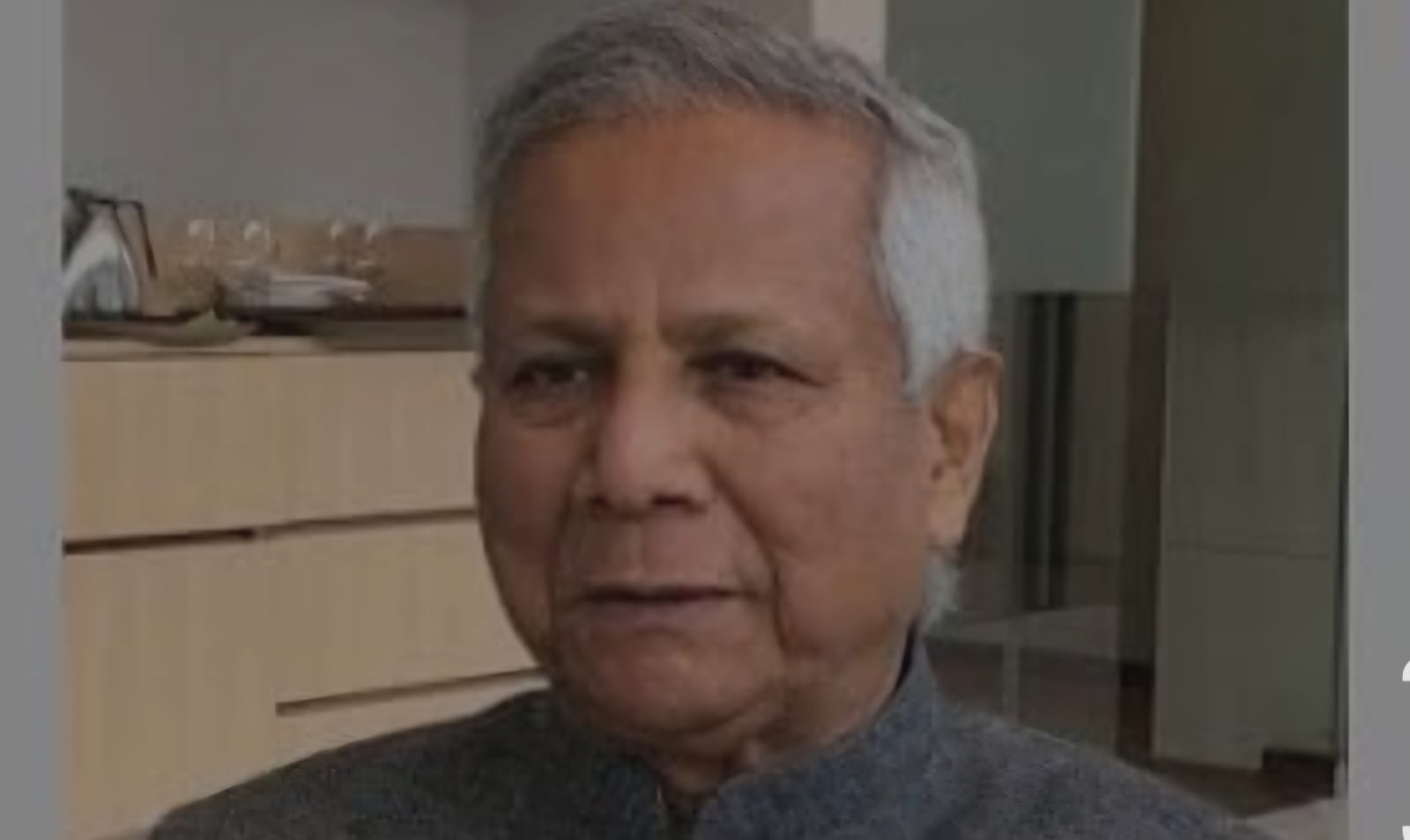 প্রধান উপদেষ্টার পদত্যাগের হুমকি !