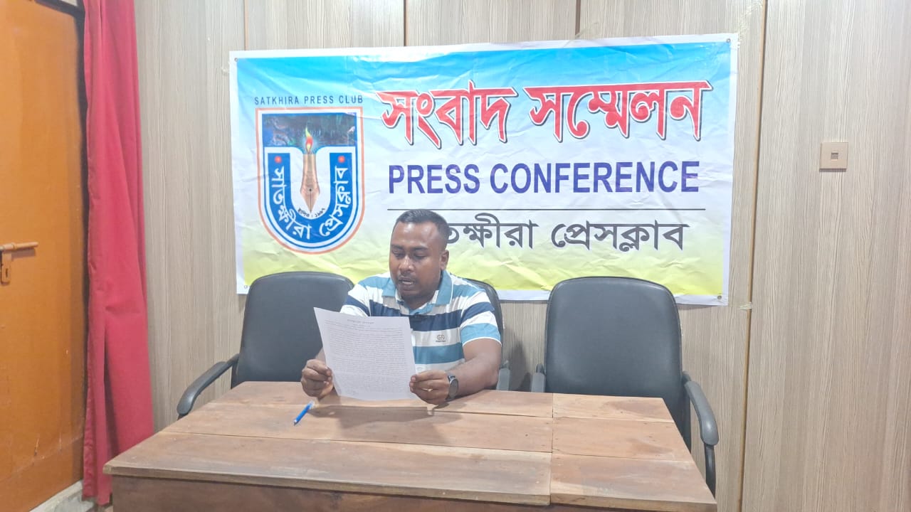 সোনা চোরাচালানে বাধা দেয়ায় ছাত্রদল নেতাকে হয়রানির অভিযোগ