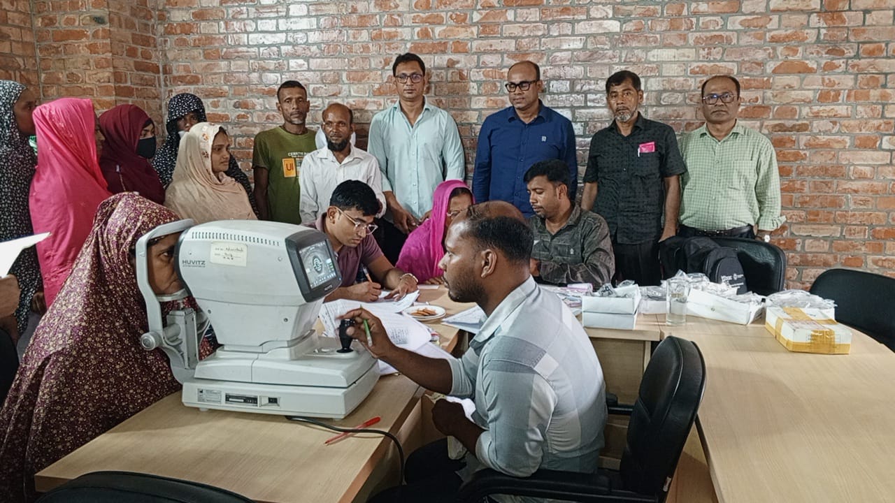 সাতক্ষীরায় ৫শ রোগিকে  ব্র্যাকের ফ্রি চিকিৎসা