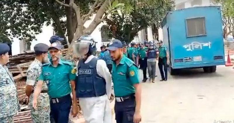 সাবেক আইজিপিসহ ১৩ আসামি ট্রাইব্যুনালে