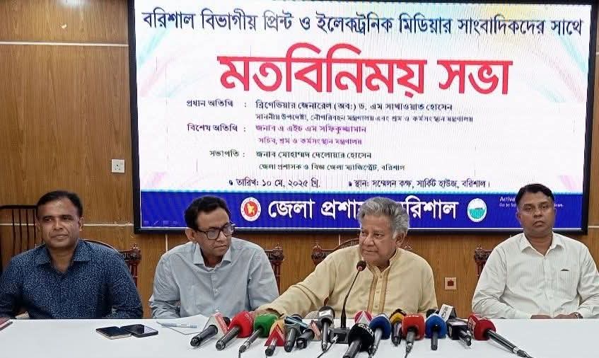 বরিশালের নৌপথে আবারও স্টিমার সার্ভিস চালু হবে: নৌপরিবহন উপদেষ্টা