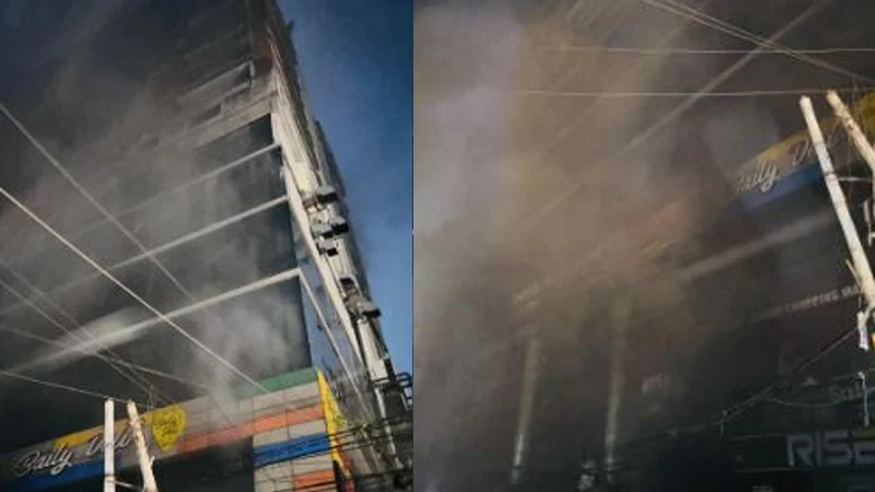 বেইলি রোডে বহুতল ভবনে ভয়াবহ আগুন