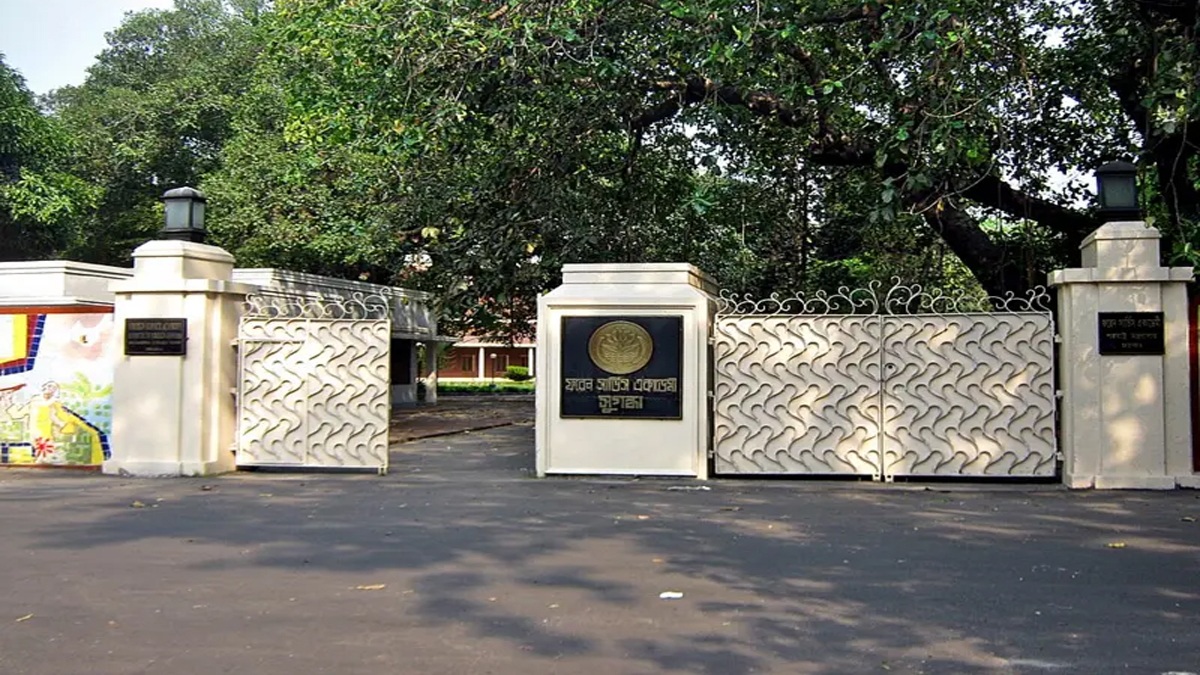 প্রধান উপদেষ্টার সঙ্গে বৈঠকে ২৮ দলের নেতারা