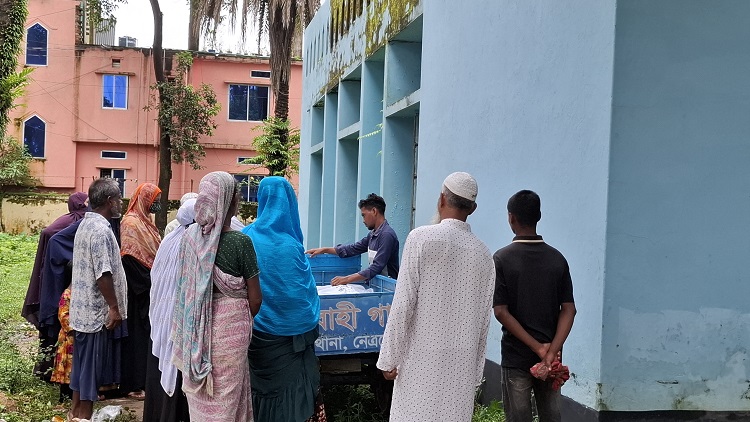 দুর্গাপুরে স্বামী-স্ত্রীর ঝুলন্ত মরদেহ উদ্ধার