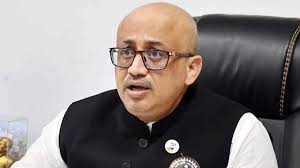ডক্টর মুরাদকে আদালতে হাজিরের নির্দেশ