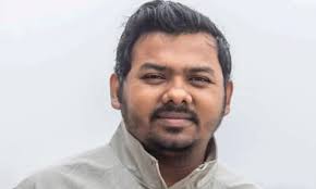 সরোয়ার তুষারের বিরুদ্ধে যৌন হয়রানির আনুষ্ঠানিক অভিযোগ