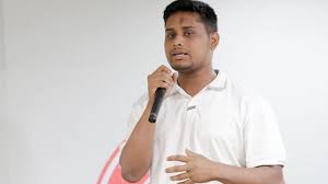এদেশে বাহিনী ছাড়া সিভিলিয়ানরা কখনো হিরো হতে পারে না: হাসনাত আব্দুল্লাহ
